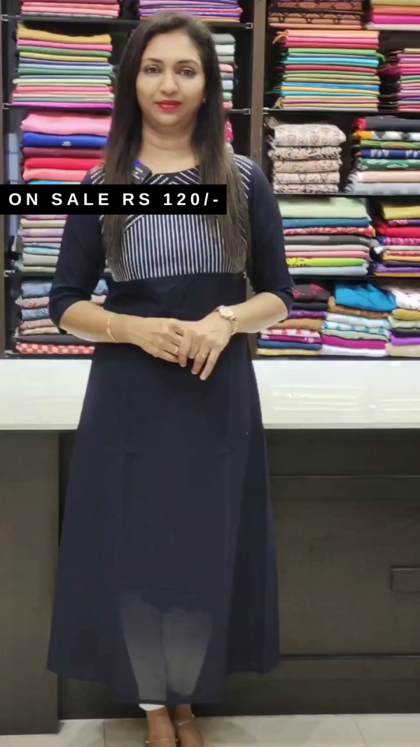 Women Yarn-Dyed Square Neck Cotton Blend Regular Kurta - Image 5