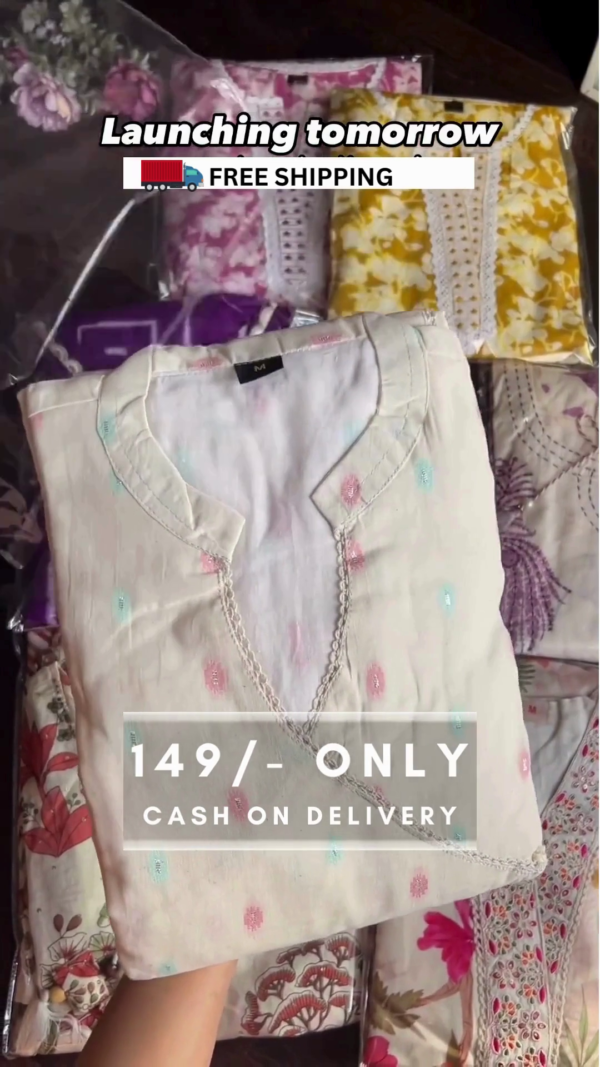 Women Cotton Blend Kurta Pant Set - Image 4