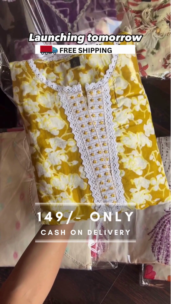 Women Cotton Blend Kurta Pant Set - Image 5