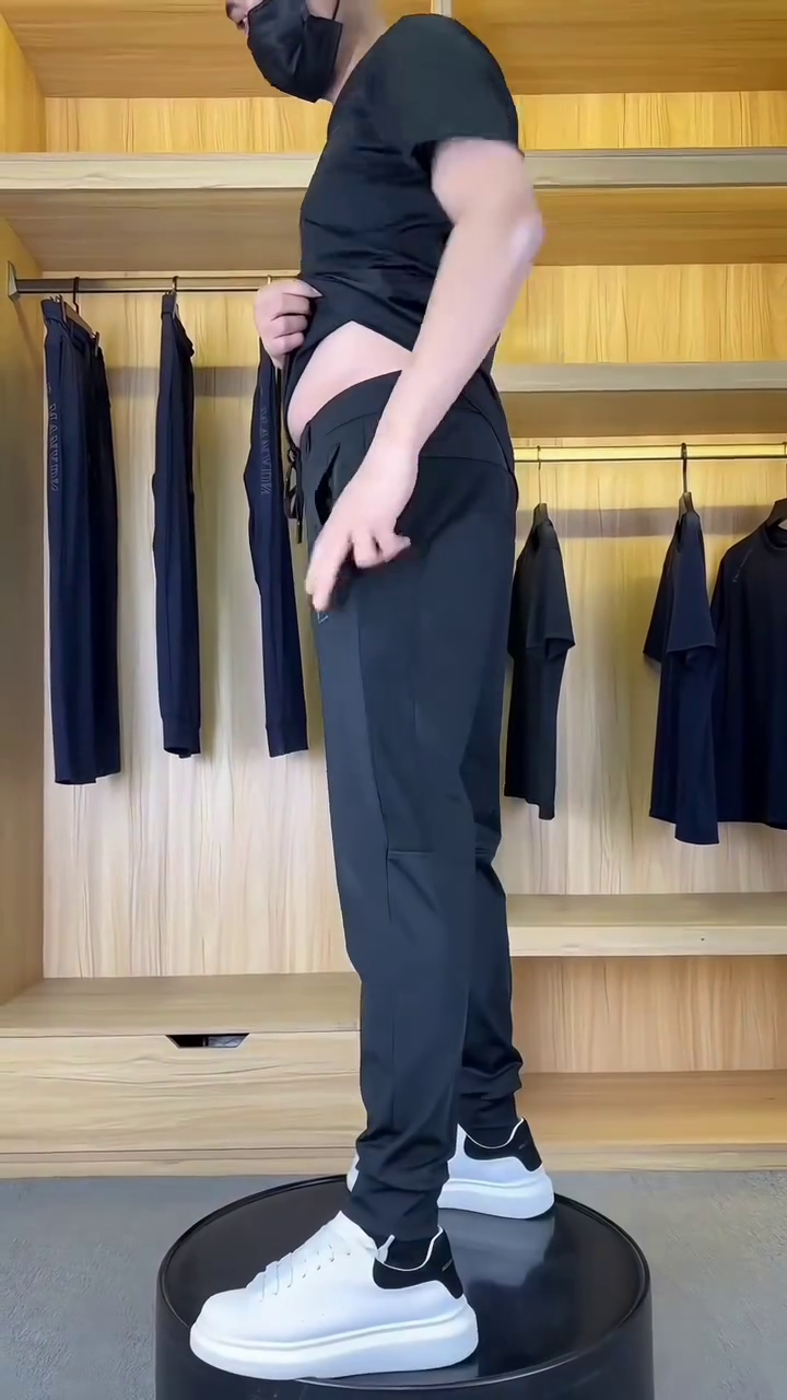 Men Black Solid Joggers - Image 5