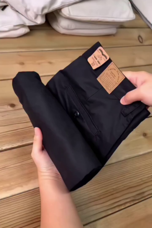 Modern Slim Fit Smart Flex Solid Chinos